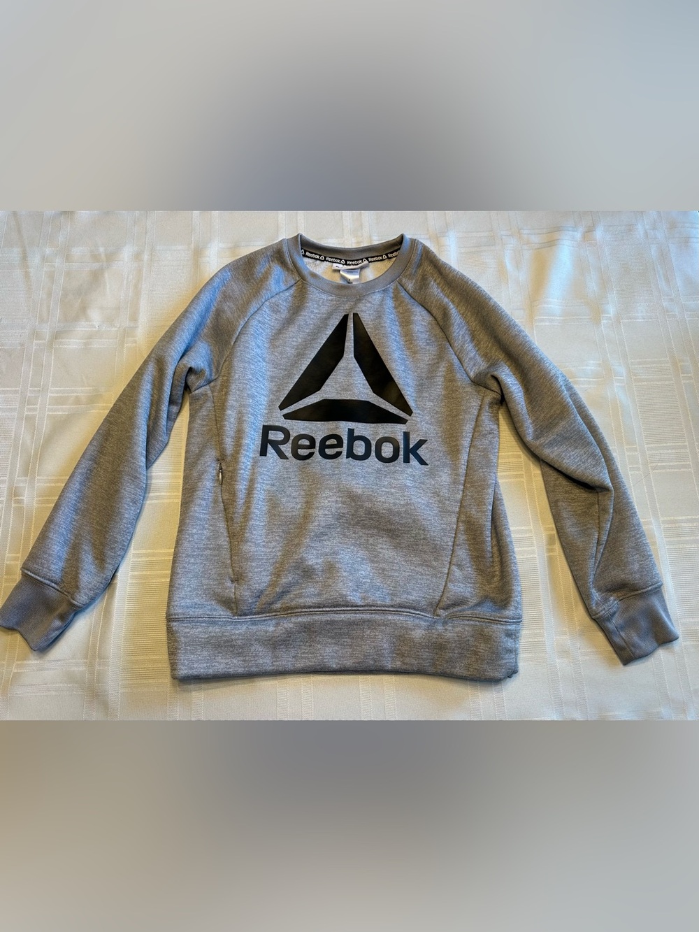 Reebok Boys Youth Gray Sweatshirt‎ Shirt Size M Medium 8